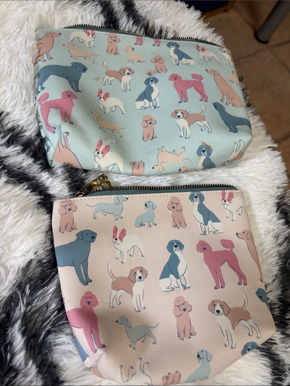 # 60.Playful Dog Print Zipper Pouch - Blue & Pink
